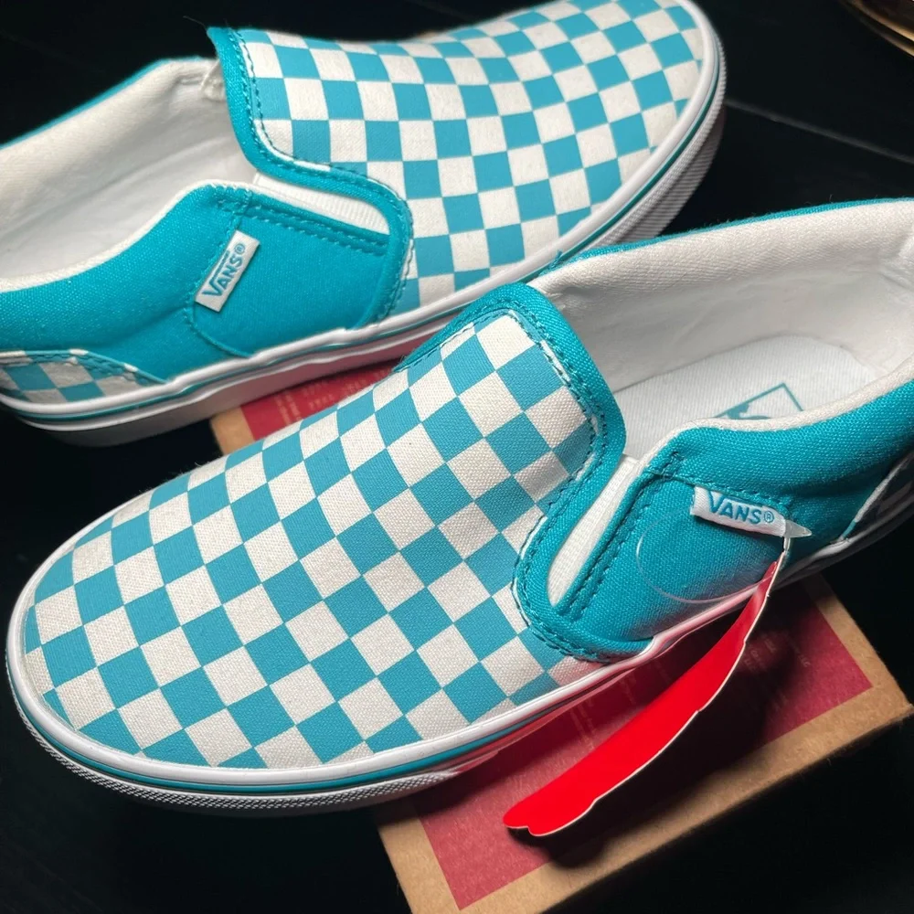 Checkerboard vans - Picture 9 of 14